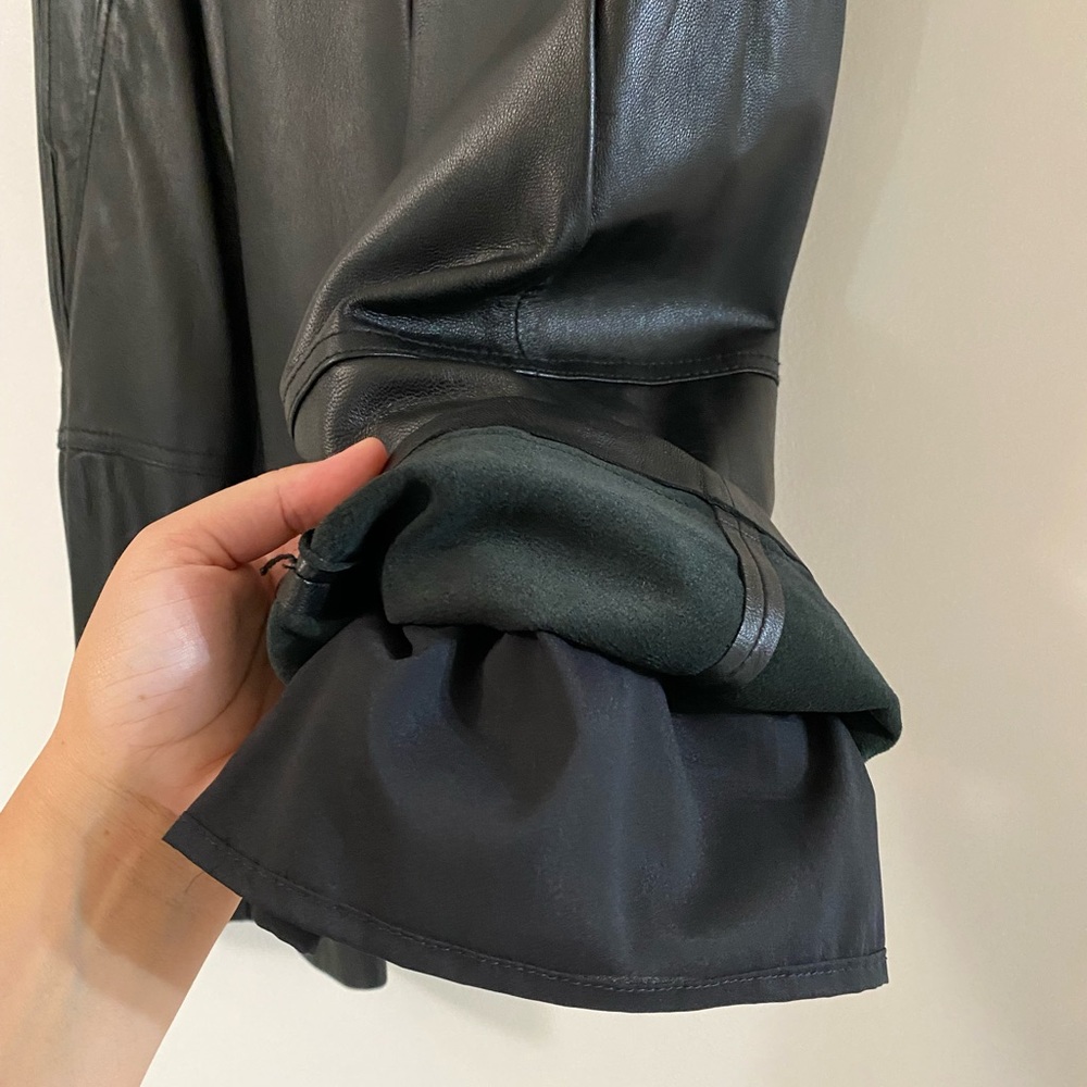 BCBGMAXAZRIA RUNWAY "THE CARSON"  LEATHER SHORT - Picture 11 of 13